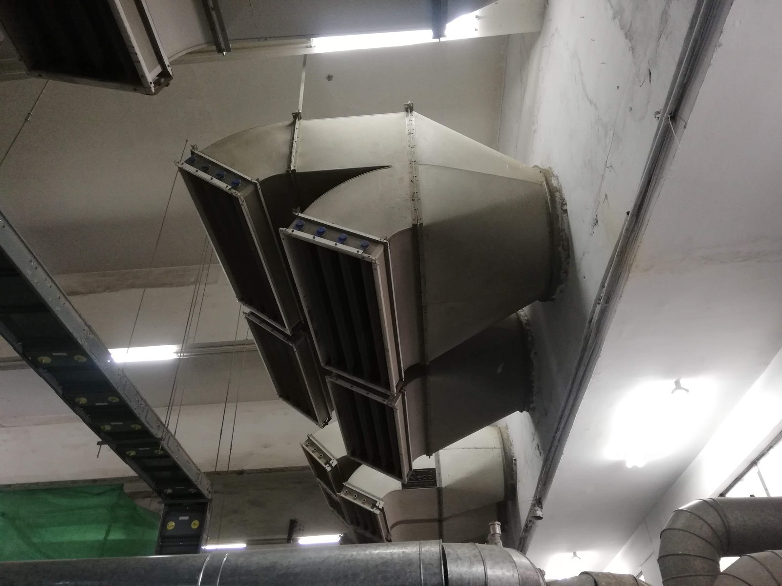 Indoor ducting run with branch take-off